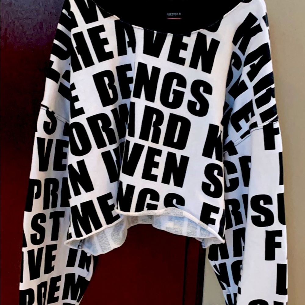 Amazing long sleeve crop top